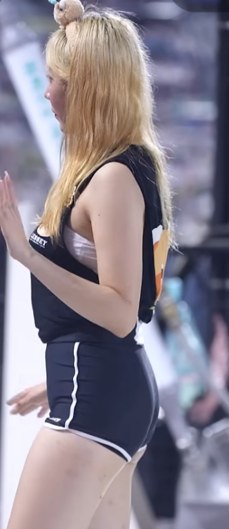 놀리고 괴롭히고..ㅋㅋㅋ 조예린 치어리더