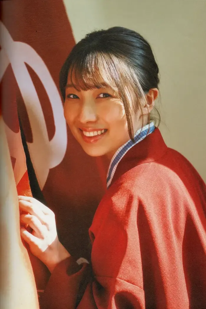 아베 와카나, 첫 번째 사진집 「사랑받을 예감」 Set.03