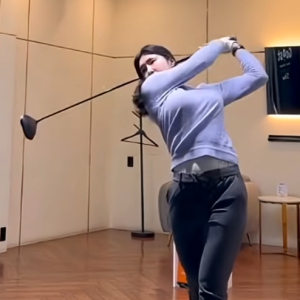 드라이버 다운스윙 슬로우 반복 골반 움직임에 집중 하세요!