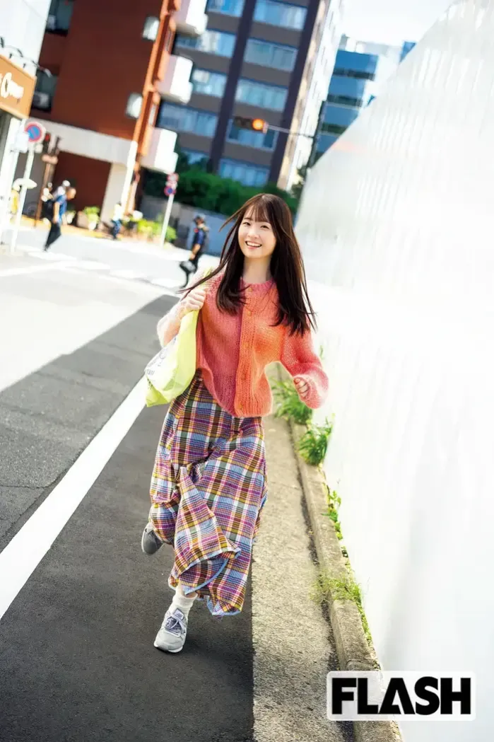 시라카미 에미카 플래시 2025년 11월 4일호