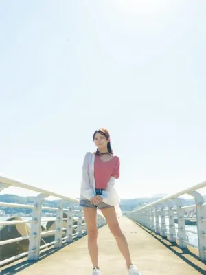 코토이 아리사 사진집 『코토이에게 사랑과 진홍과 새벽의 완전판』 Set.01