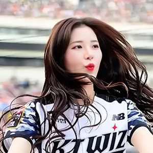 아무도 몰랐는데..유부녀라는 치어리더들