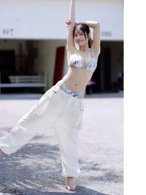 나나 나나세 Weekly Playboy 2025 No.22