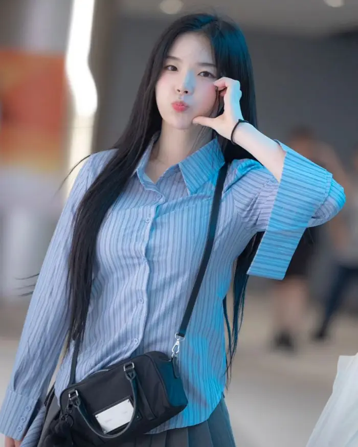 d0f50-67dedb7d8bdcb-e11f780d77f40684f4e80c9eccf28201bc12dc5b.webp