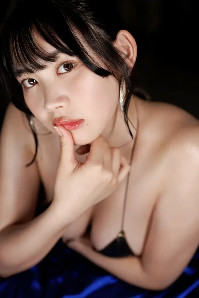 세이나 시노미, 사진집 「세이나 모드 유성을 보았다」Set.02