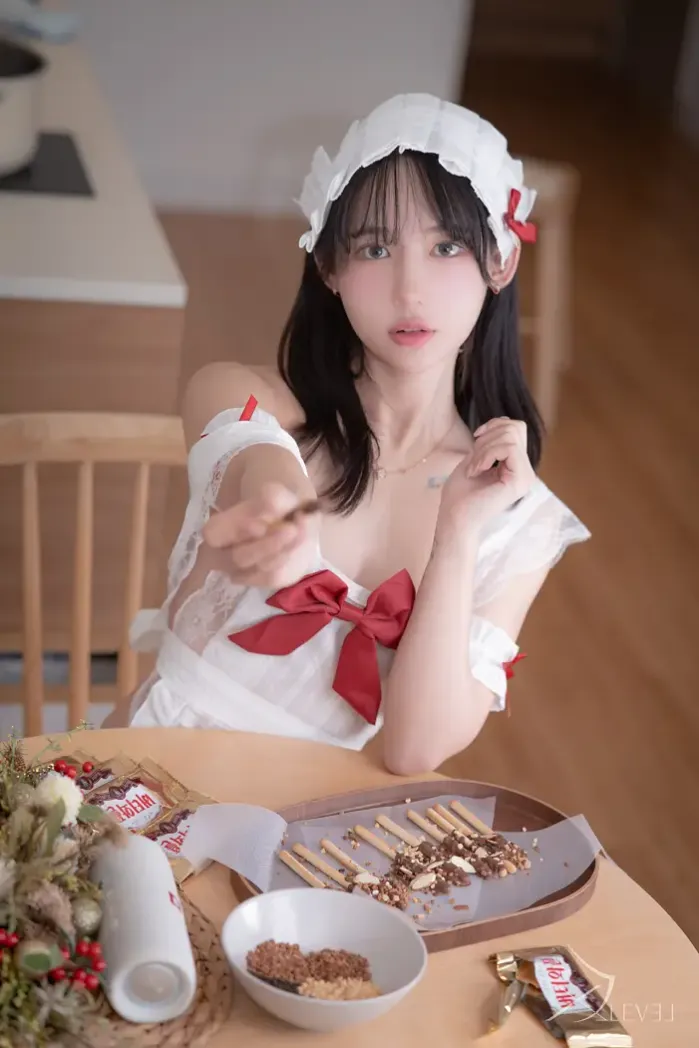 예하, X-레벨 ‘앞치마’ 세트.02