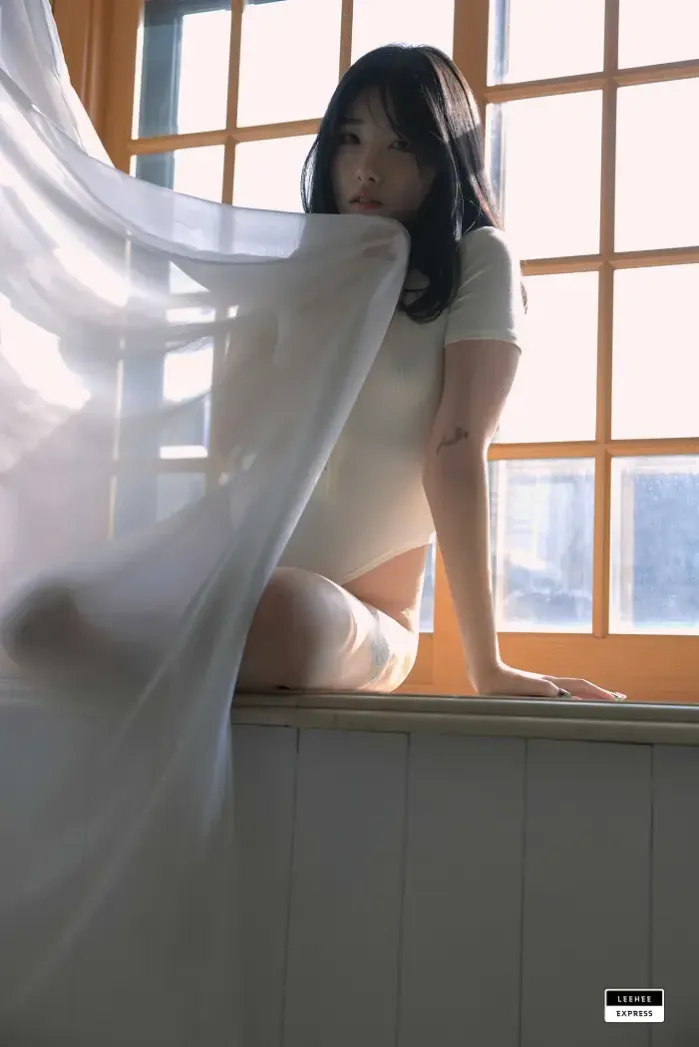 Sonson 손손, LEEHEE EXPRESS LEBE-080