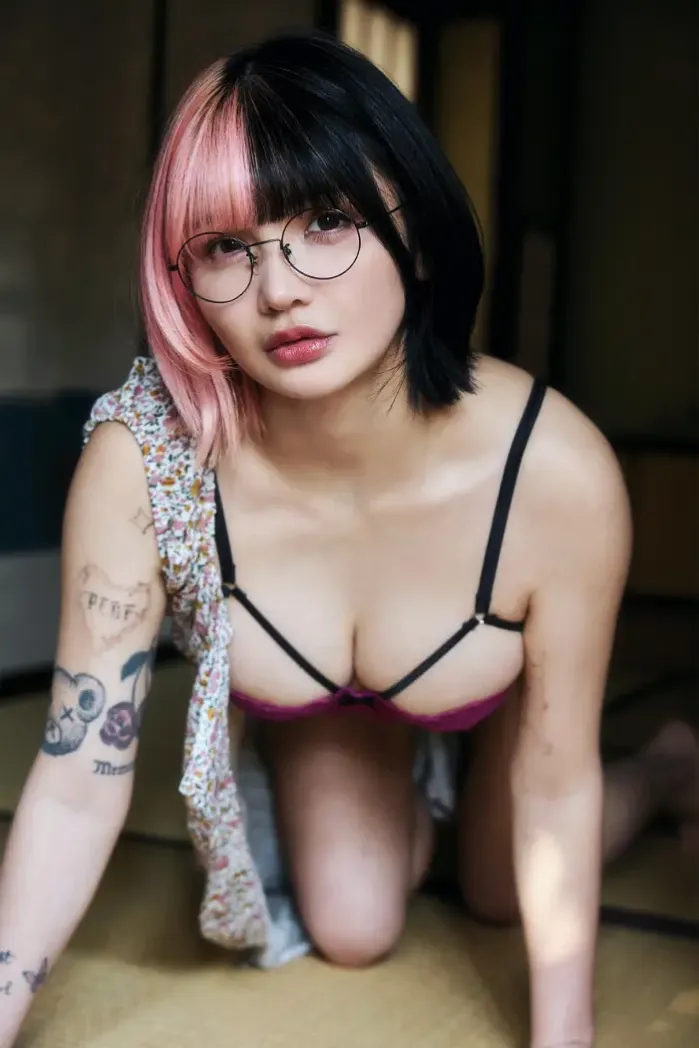 추키메투데이, 그라비아 사진관 SPECIAL '추키가 되다, 몸'