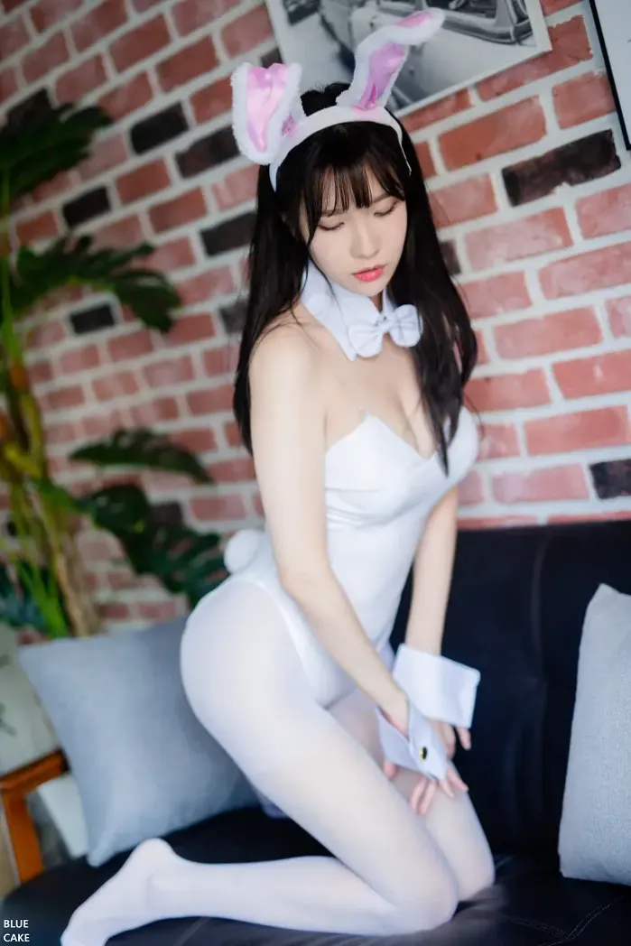 이아린, 블루케이크 ‘화이트블랙토끼’ 세트.03
