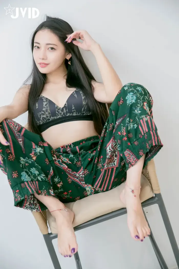 JVID 나츠 트와일라잇 - 호감 가는 미소녀 세트.01