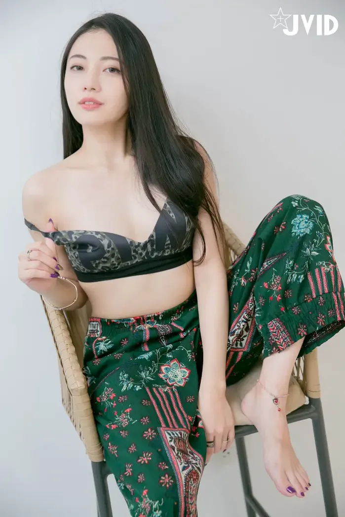 JVID 나츠 트와일라잇 - 호감 가는 미소녀 세트.01