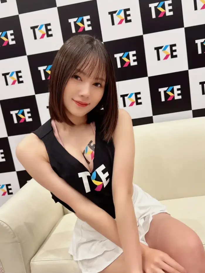 드디어 신작 레전드 AV 배우