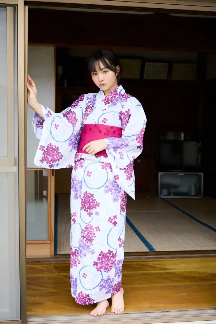 기모노 벗겨보니 깜놀