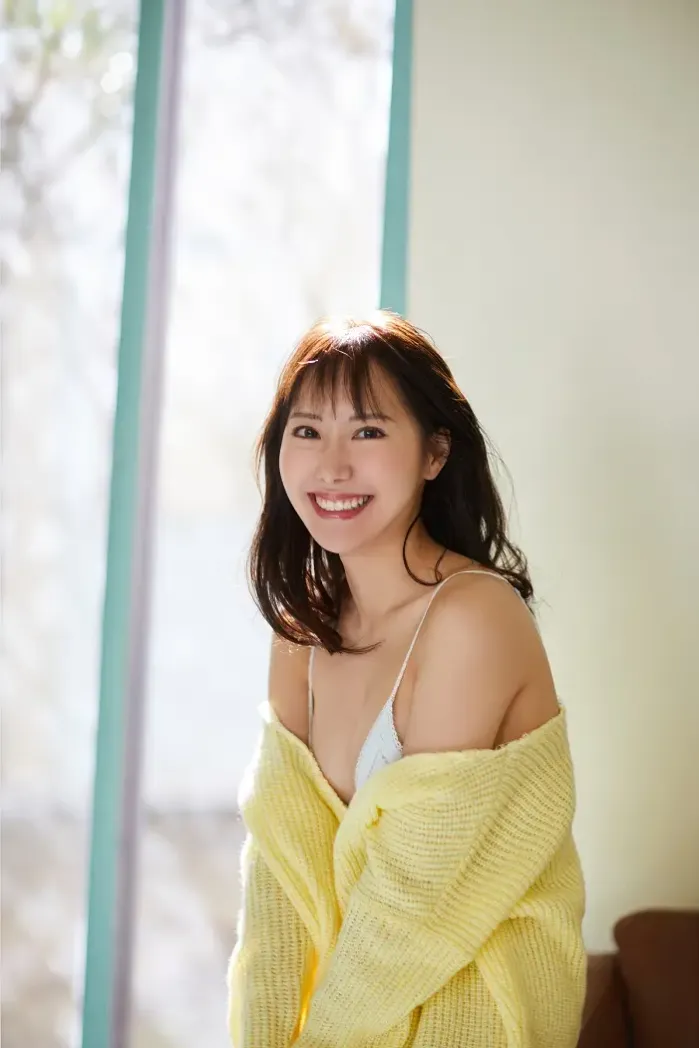 이누마루 리리코 (戌丸凛々子), FRIDAY 디지털 사진집 『현직 대형 광고 대행사 OL의 글래머러스 바디 vol.2』 Set.03