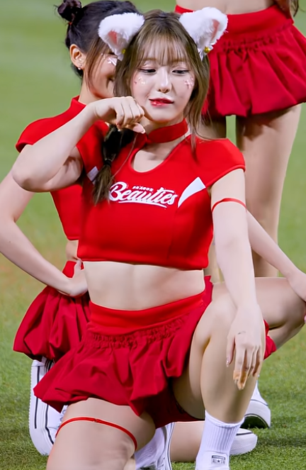 " Red 고양이 보고 갈래? " 250906 권희원 치어리더 오프닝공연 직캠
