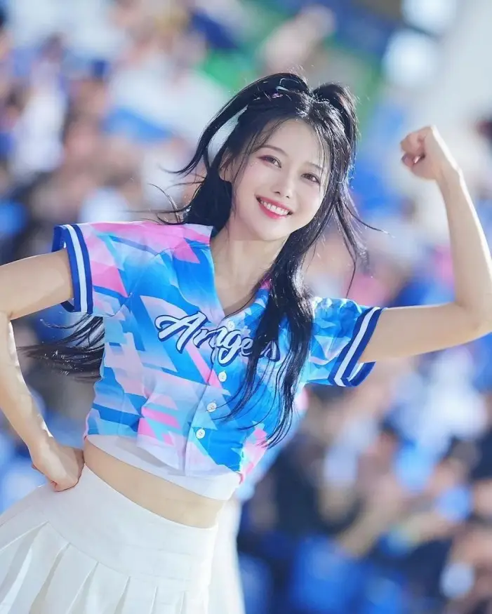 열일하는 이아영