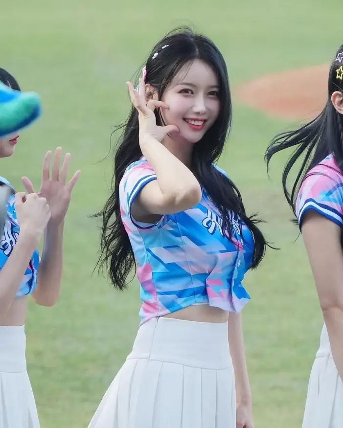 열일하는 이아영