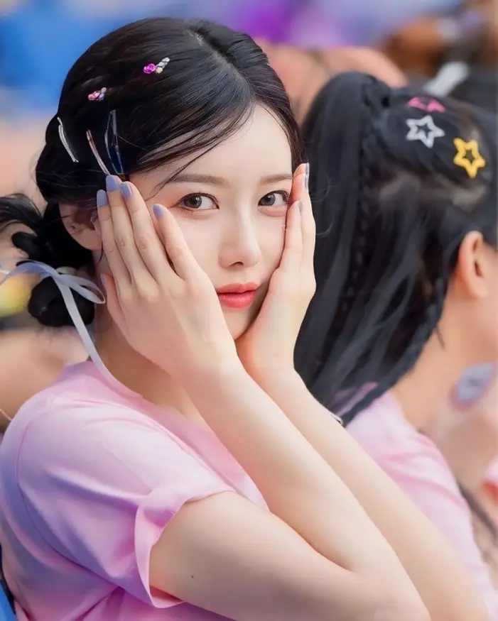 열일하는 이아영
