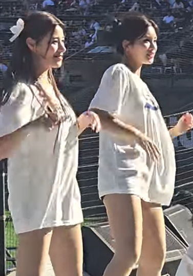 KT 위즈 치어리더 직캠  상큼한 무대 (김정원·이예빈·이금주·신세희)