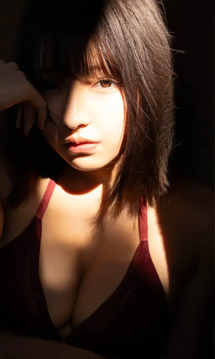 토우미 十味, 주간 플레이보이 포토북 「너와 함께 봄을 만끽하며」 Set.02