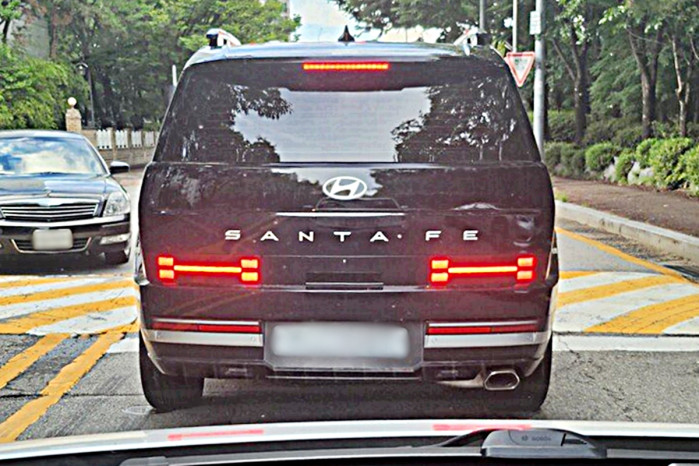 의외로 디자인 논란이 있던 차