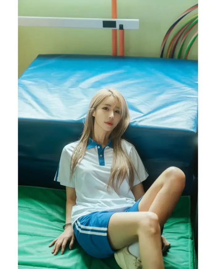 직업이 전직사진작가였던 모델