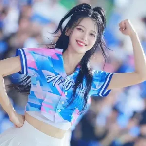 열일하는 이아영