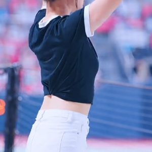 샤샤샤 뛰어나왔더니 비디오판독ㅋㅋ 김정원 치어리더 아웃송 Kim Jeong-Won cheerleader ktwiz