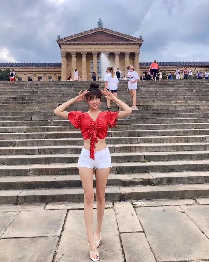 안지현 레드스타일