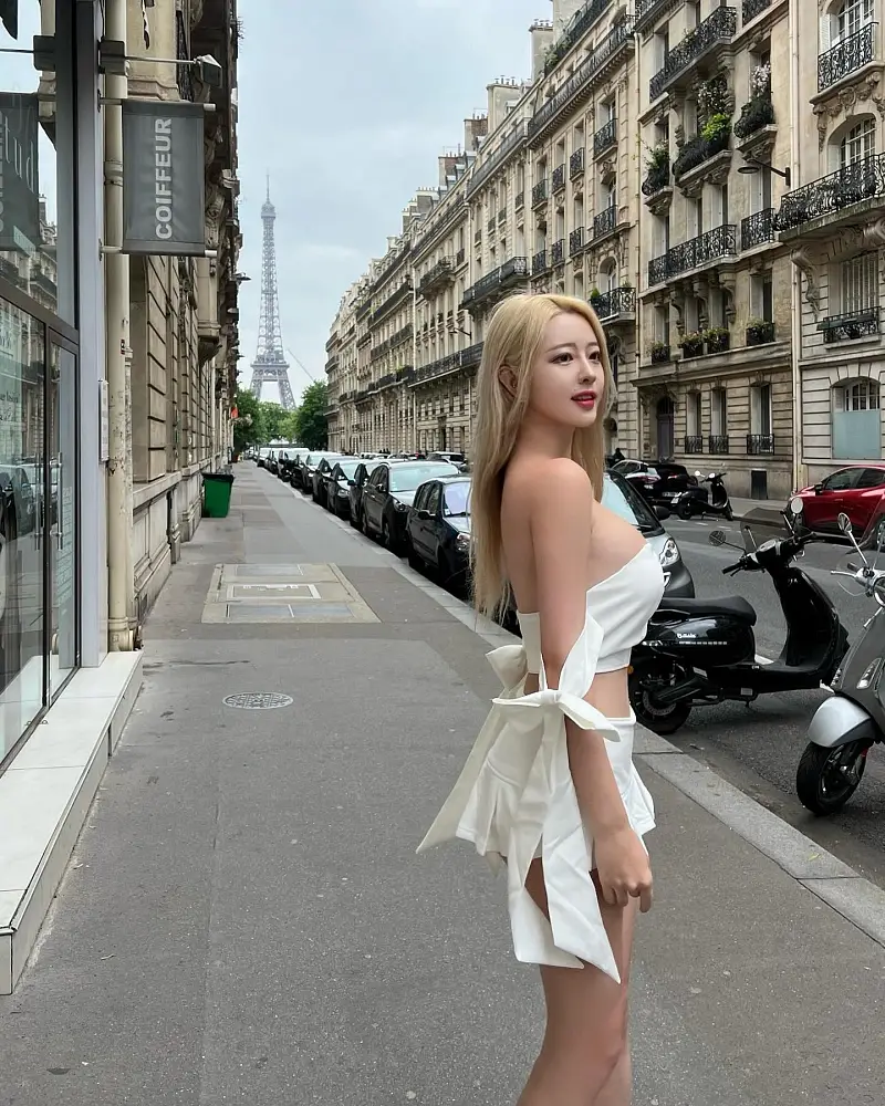 생일기념으로 유럽간 여사친 인스타 사진