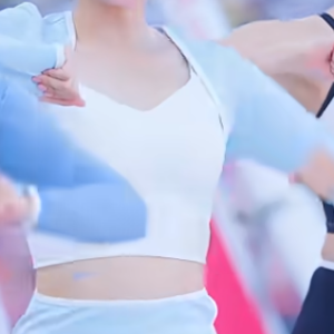 눈웃음이 고글 뚫고 나오네 김정원 치어리더 아웃송 Up! Kim Jeong-Won Cheerleader ktwiz