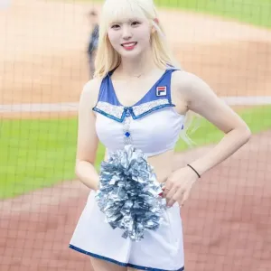 안혜지1
