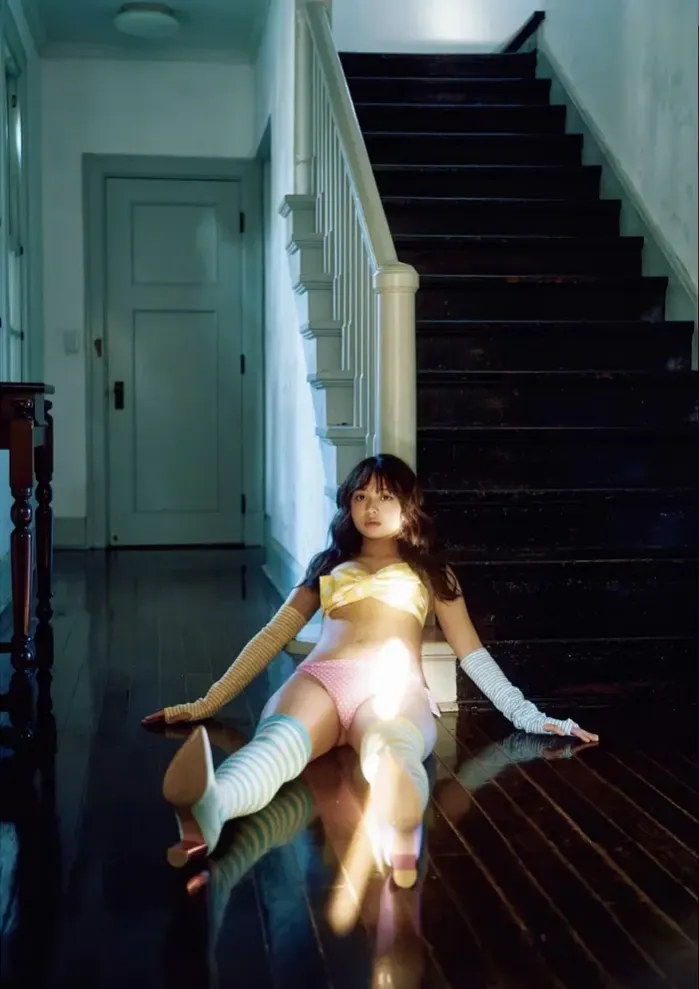 마이 호라이(蓬莱舞), B.L.T. 사진집 몬스터 라운드 3