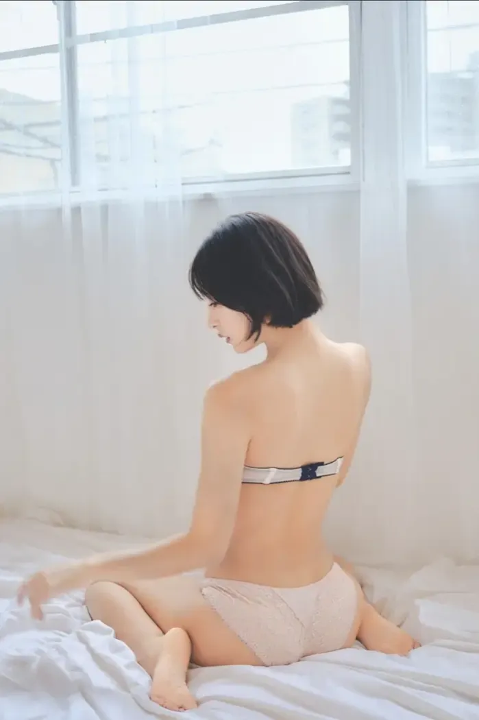 스미폰, FLASH 디지털 사진집 「순수한 사랑」 Set.01