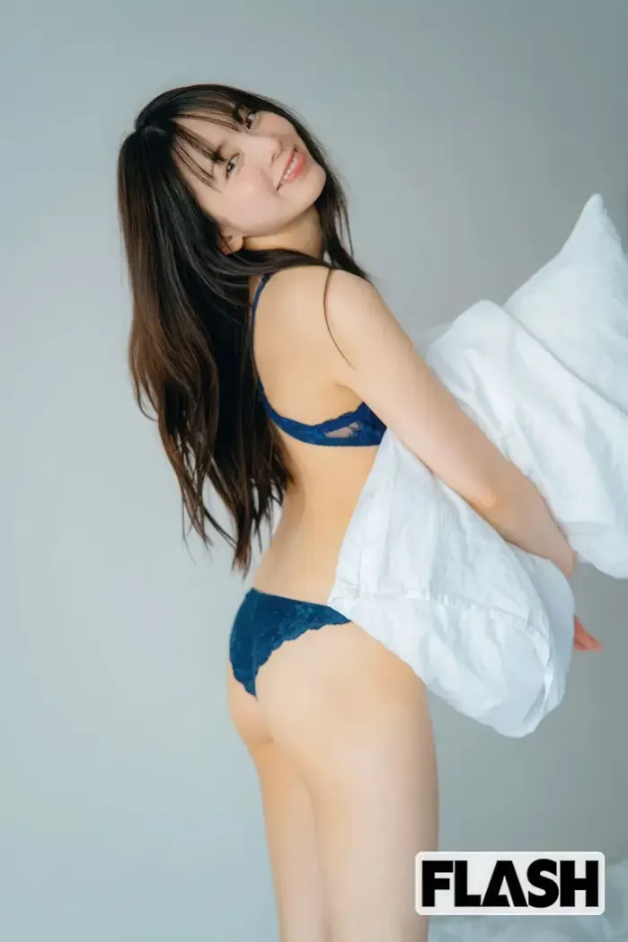 호노카 니시무라 Honoka Nishimura, 플래시 2025년 10월 7일호