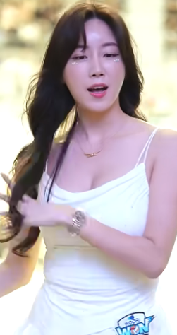 요즘 거침없으신 안지현 치어리더